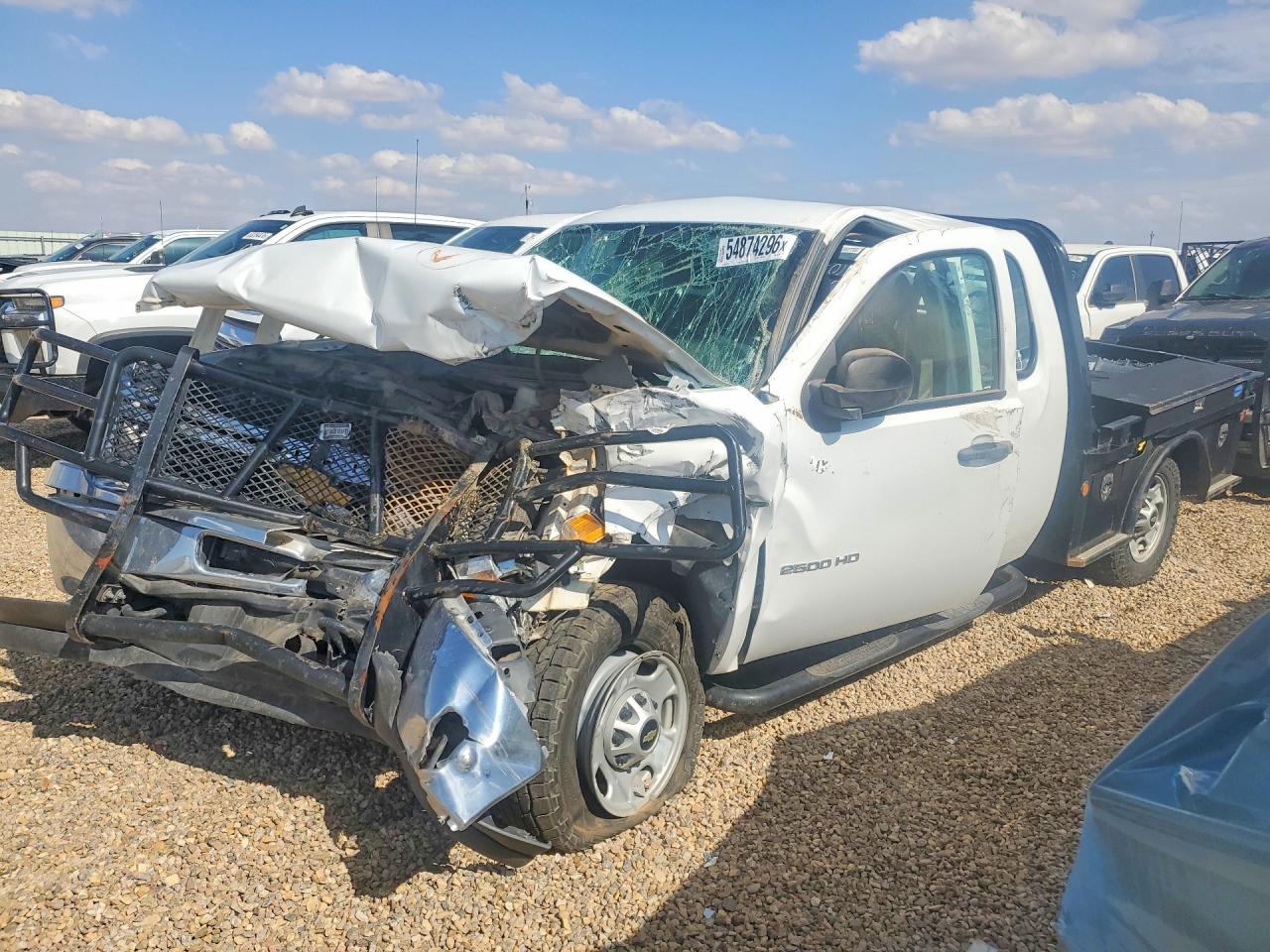 Salvage Chevrolet Silverado Image