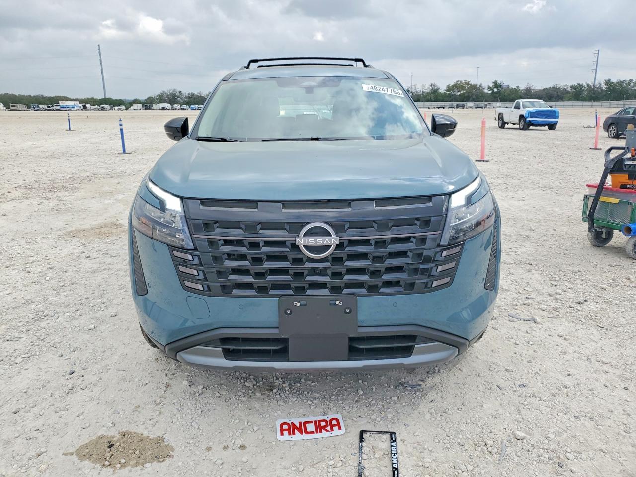 Nissan Pathfinder Platinum