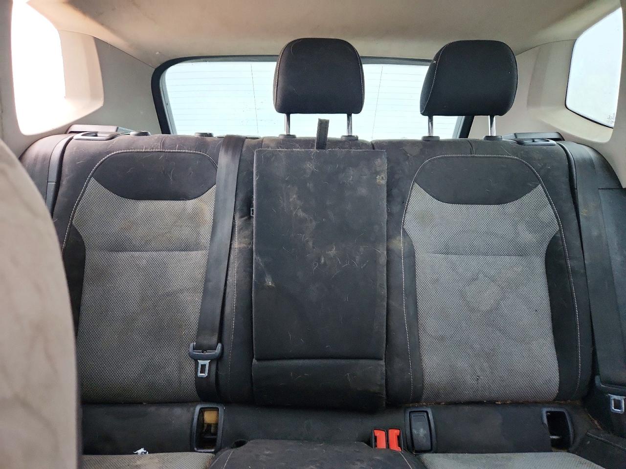Volkswagen Taos S