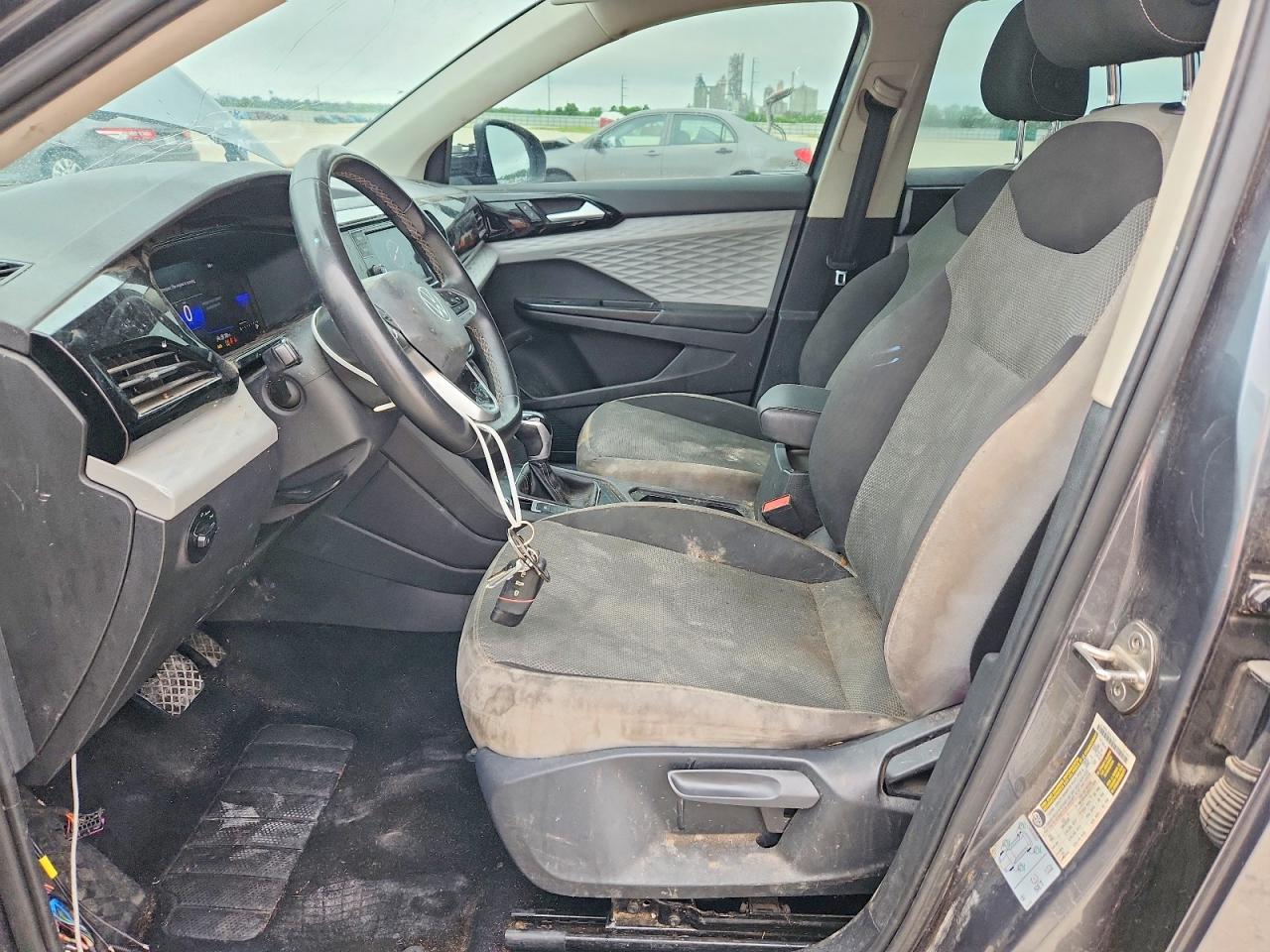 Volkswagen Taos S