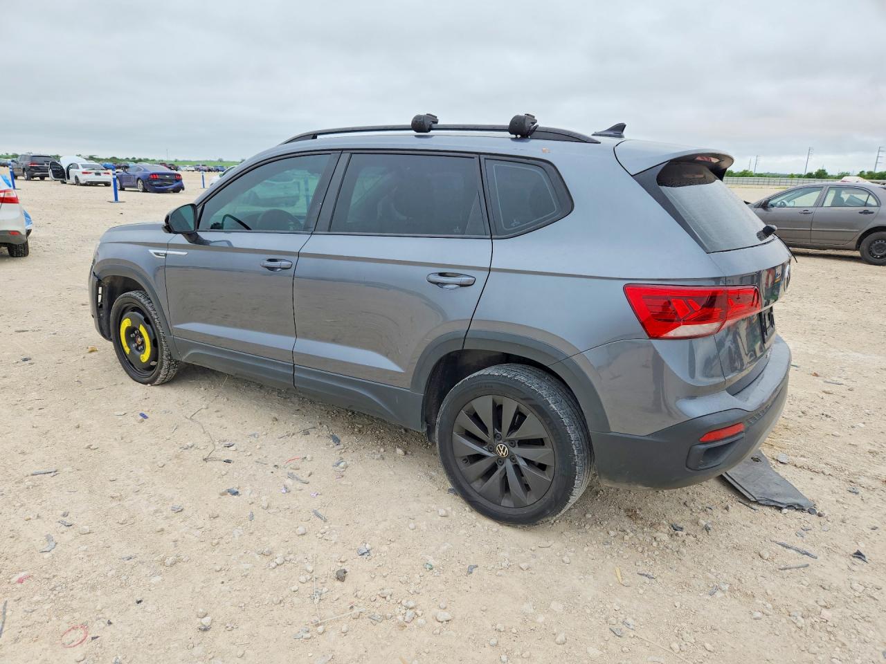 Volkswagen Taos S