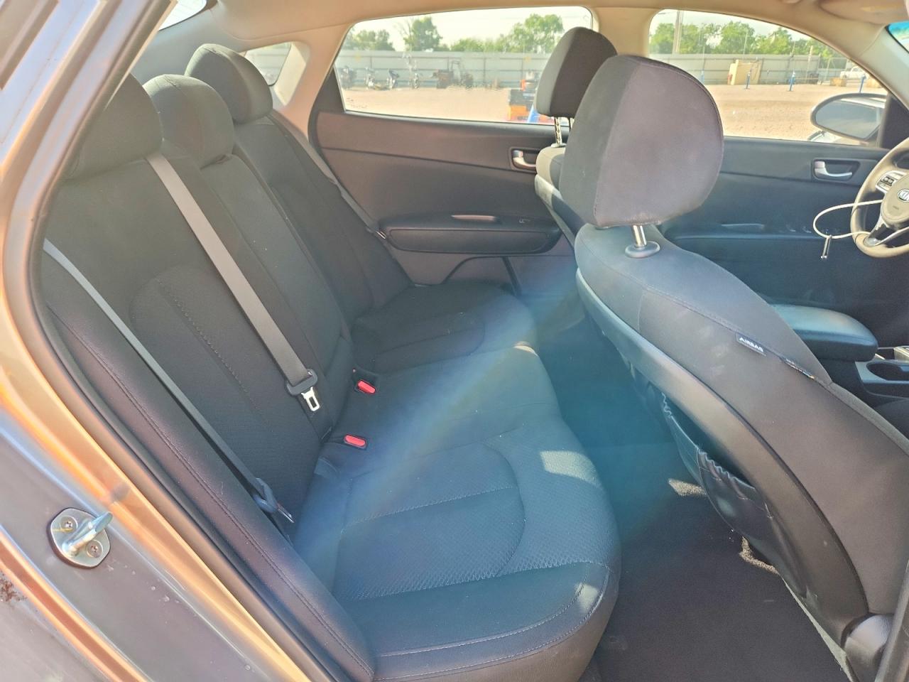 Kia Optima Lx