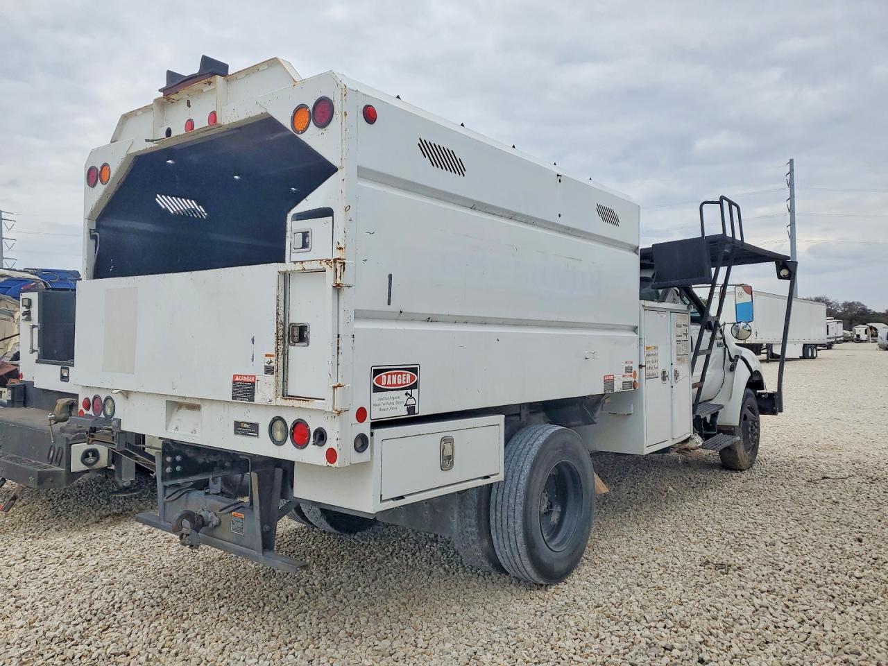 Ford F-750 Super Duty