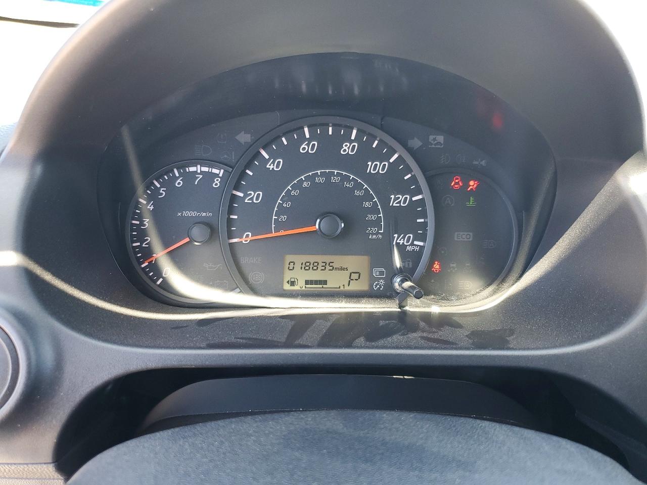 Mitsubishi Mirage Se