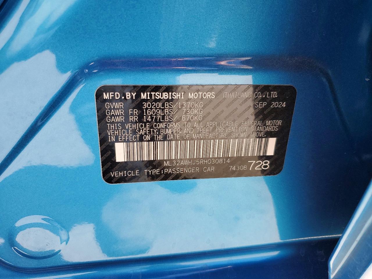 Mitsubishi Mirage Se