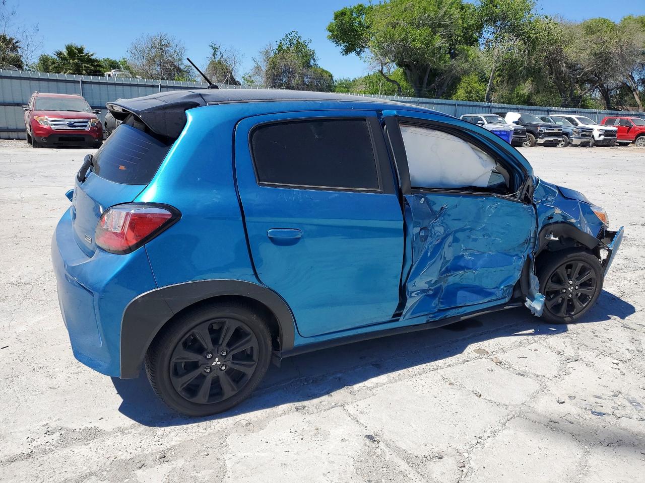 Mitsubishi Mirage Se