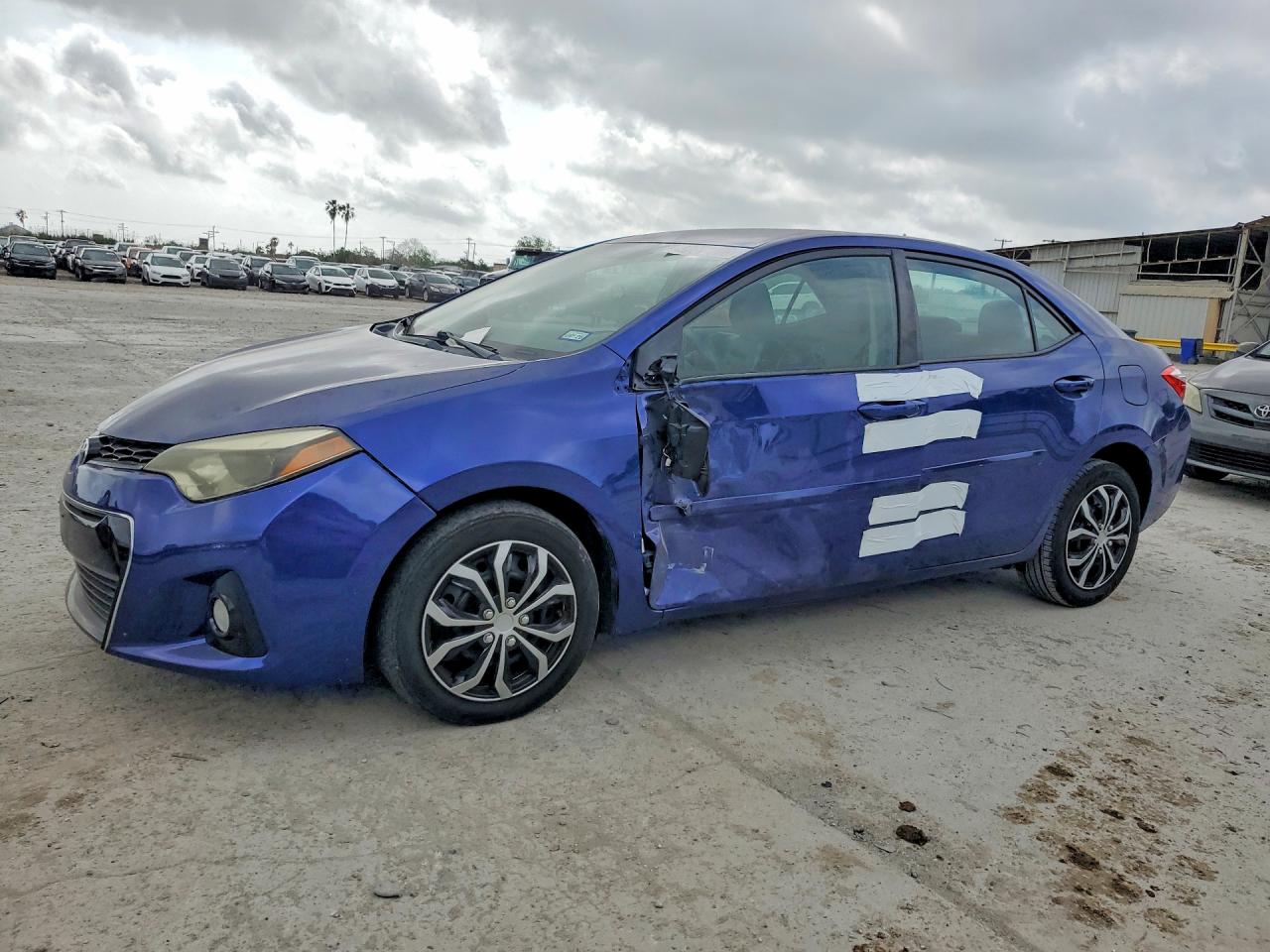 Salvage Toyota Corolla Image
