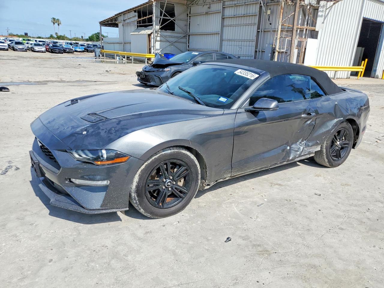 Salvage Ford Mustang Image