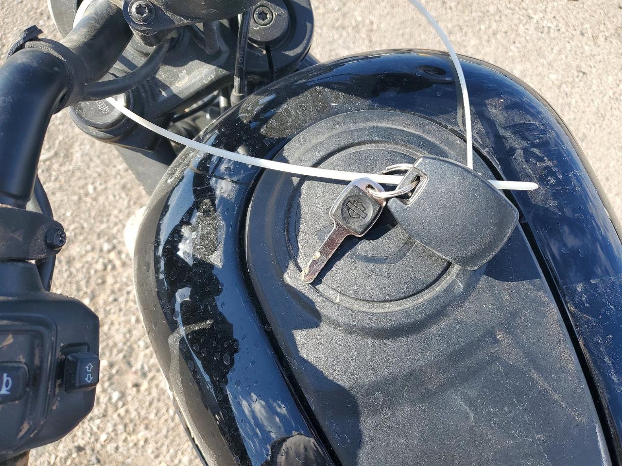 Harley-Davidson Rh975