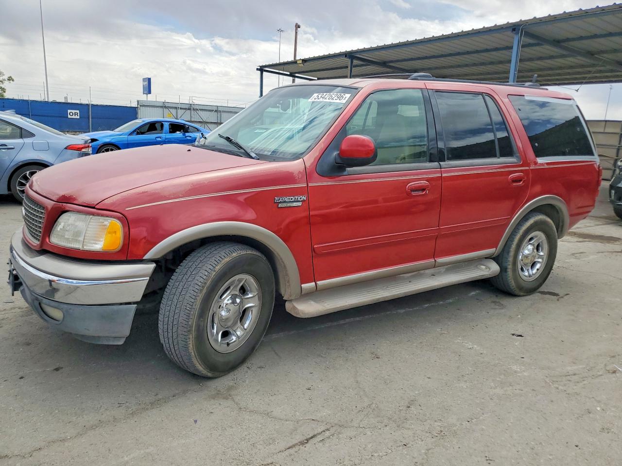 Salvage Ford Expedition Image