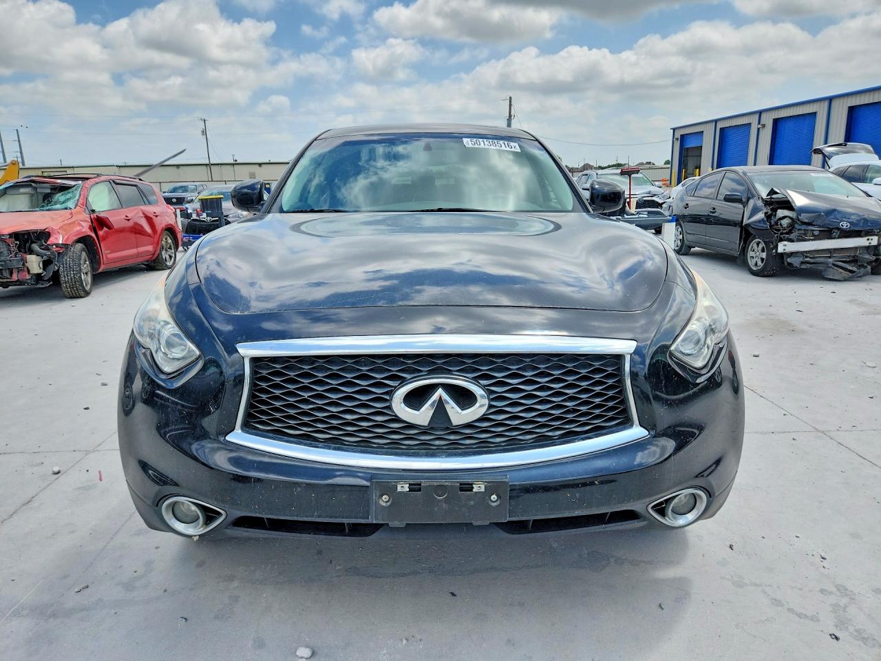 INFINITI Qx Base