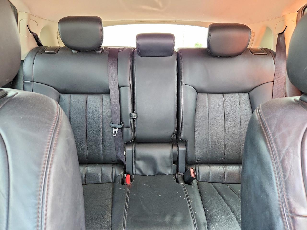 INFINITI Qx Base