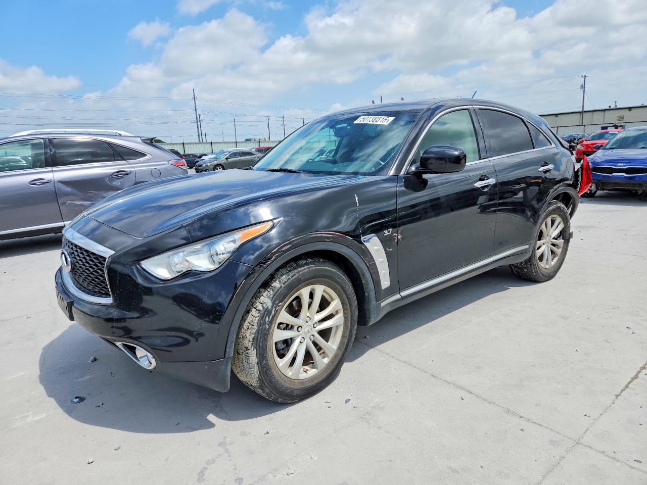 Salvage INFINITI Qx Image