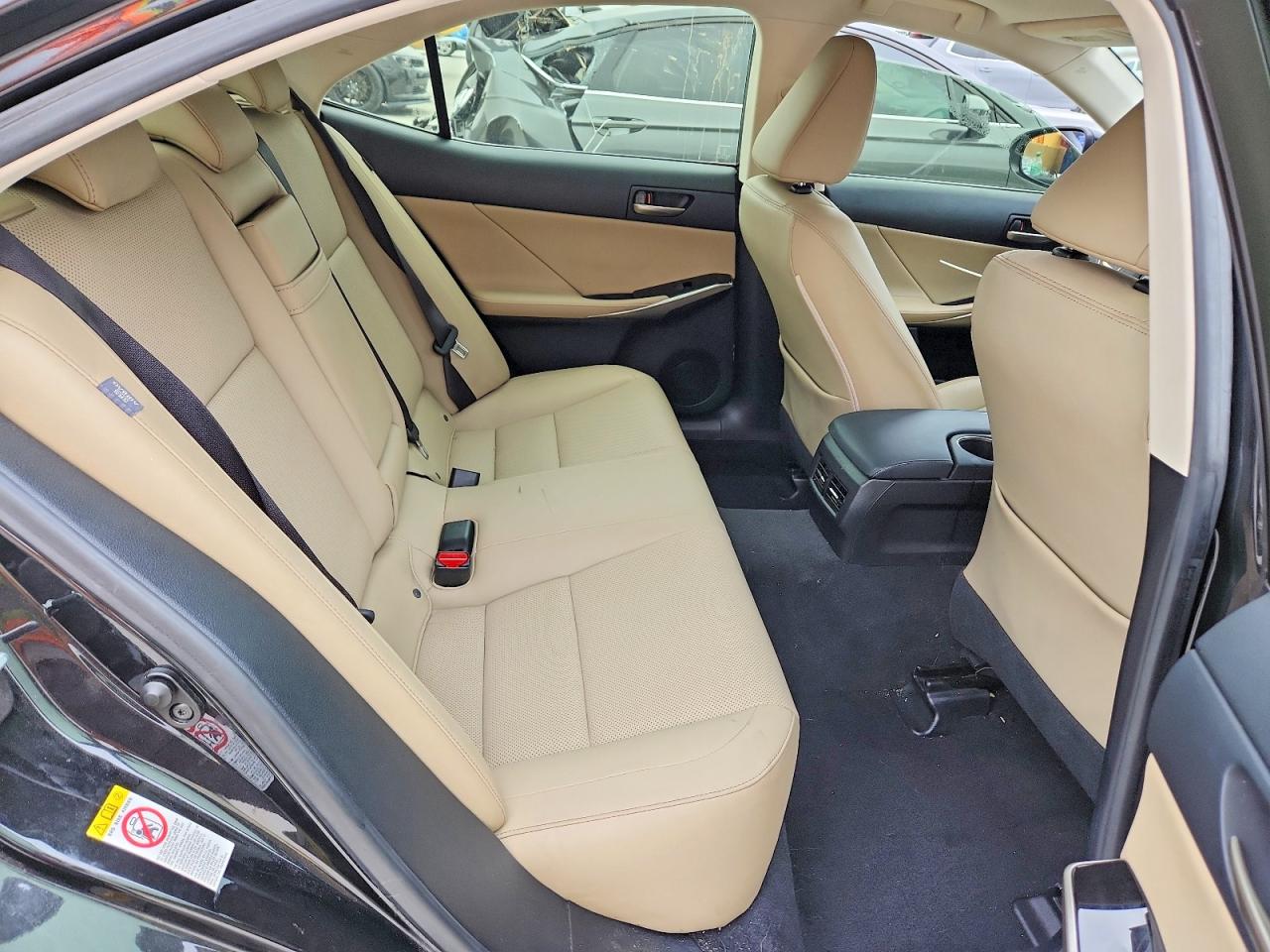 Lexus Is 200t