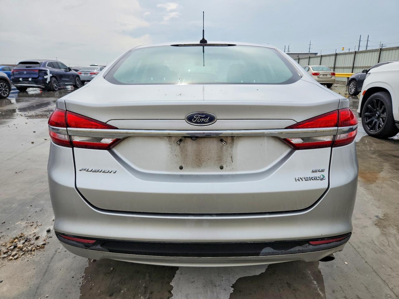 Ford Fusion Se Hybrid