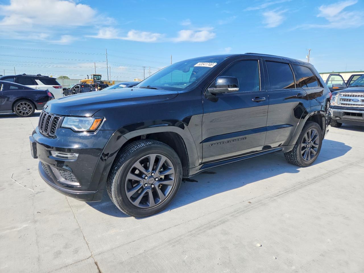 Salvage Jeep Grand Cherokee Image