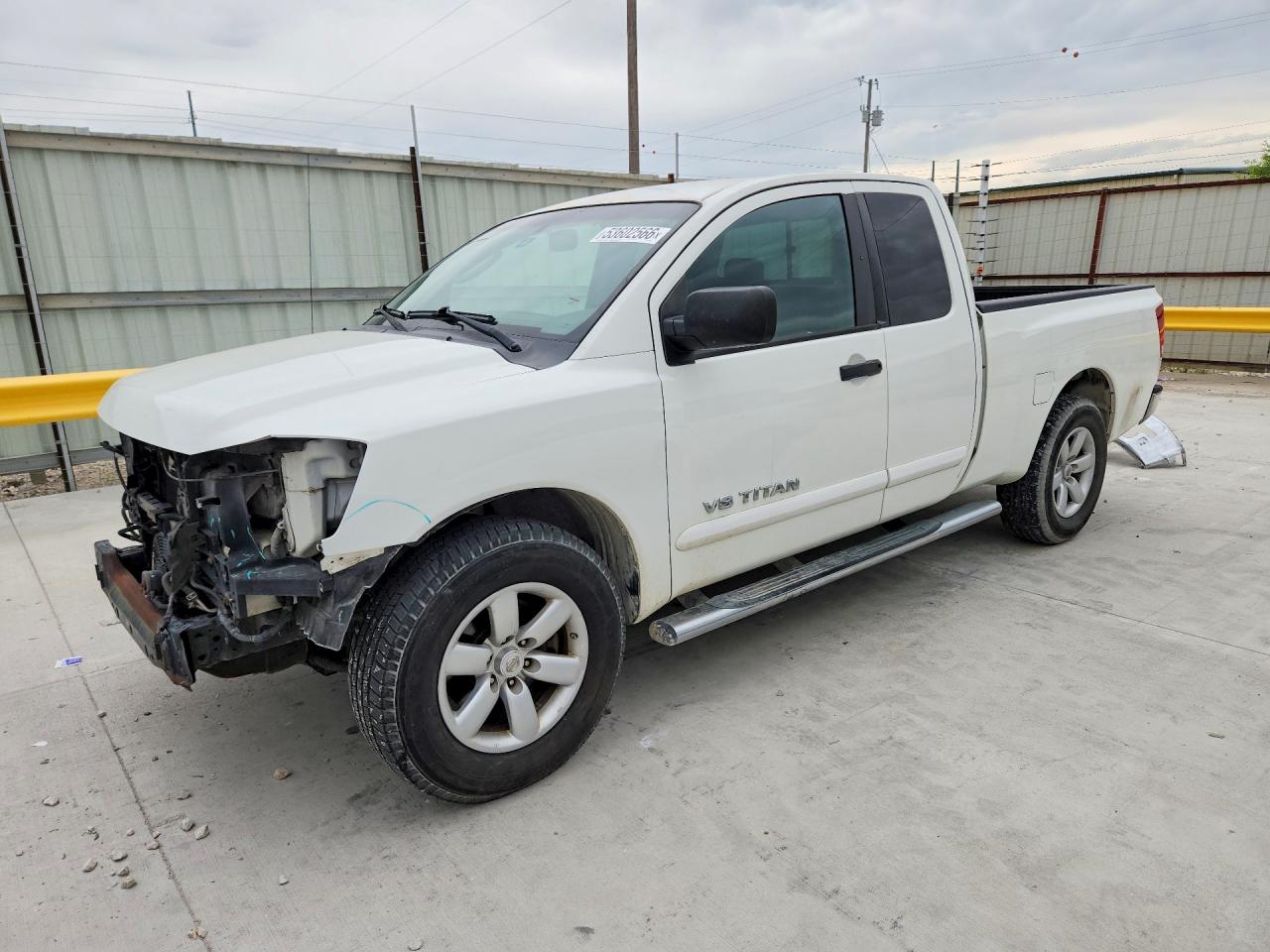 Salvage Nissan Titan Image