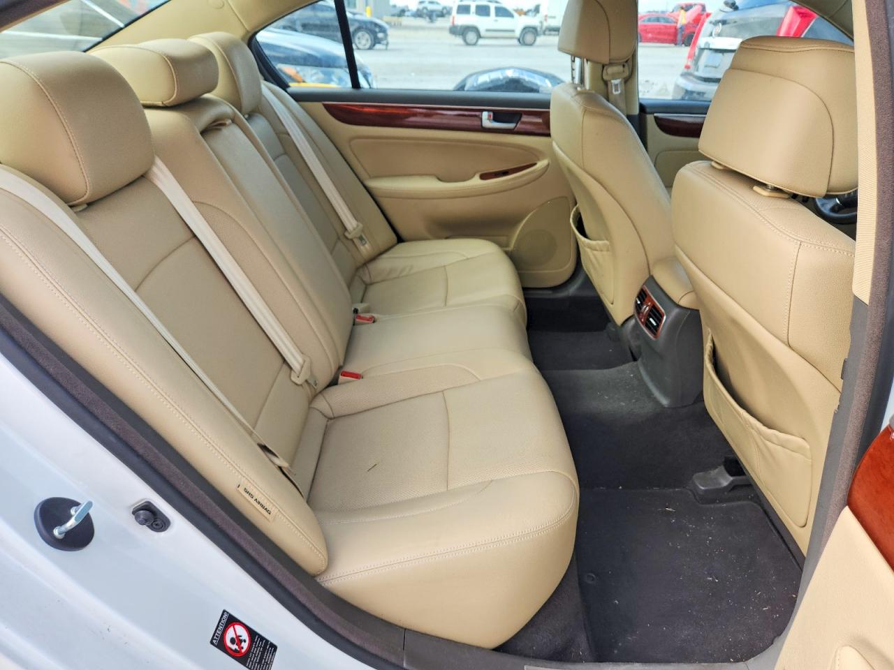 Hyundai Genesis 3.8l