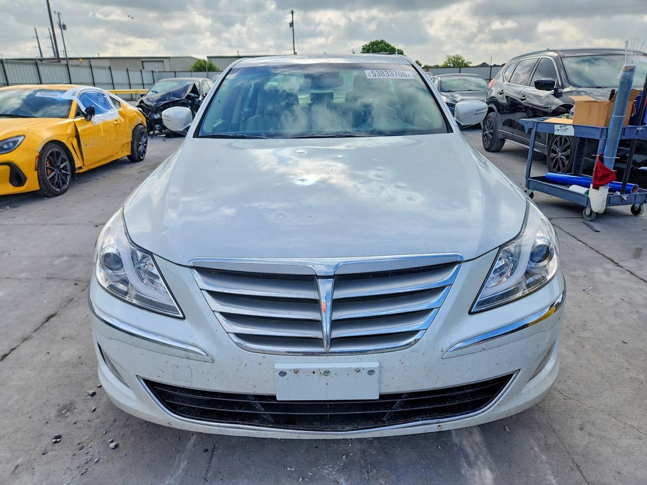 Hyundai Genesis 3.8l