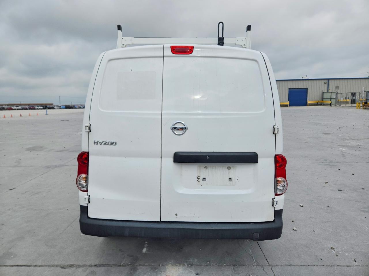 Nissan Nv S