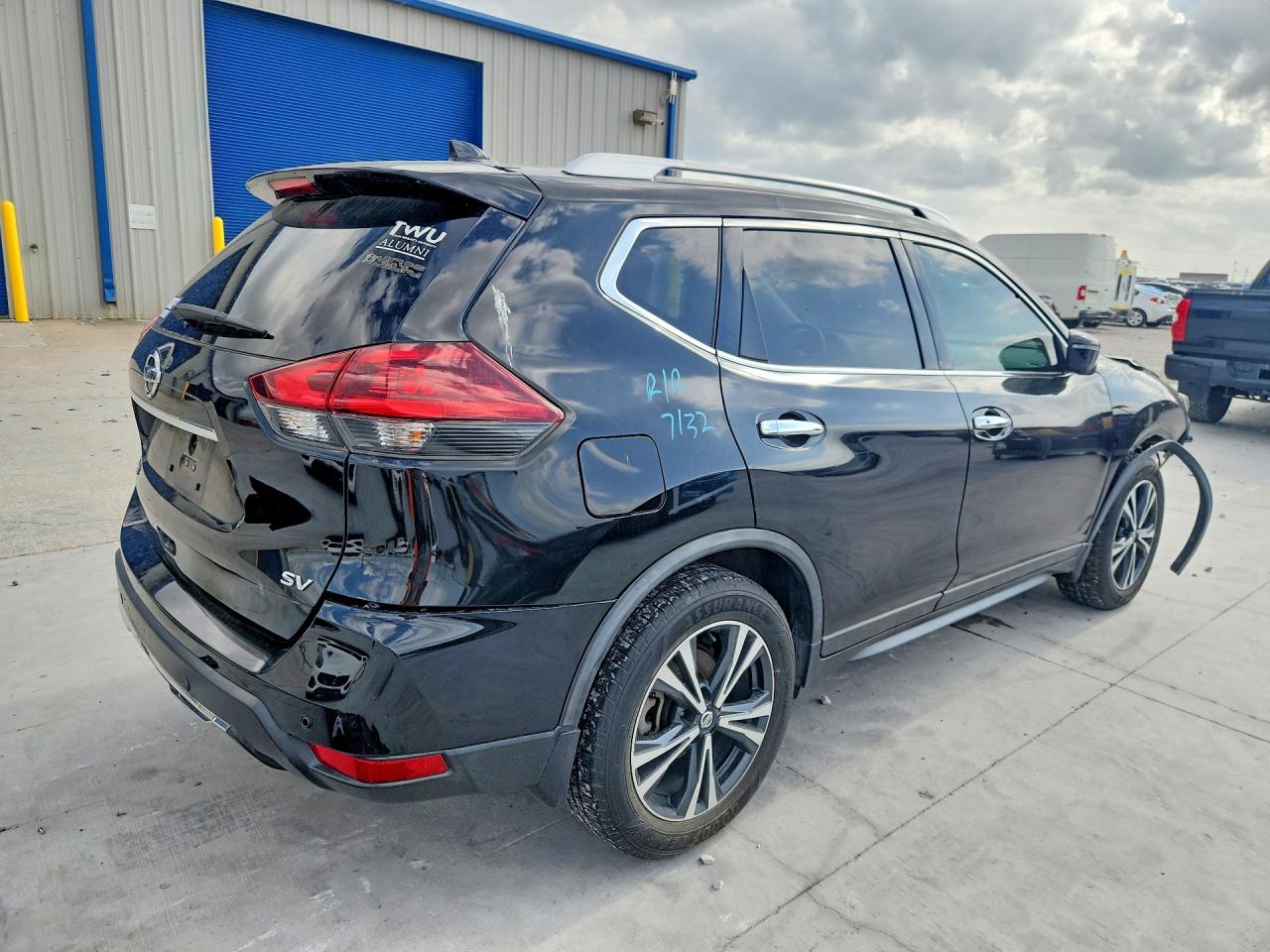 Nissan Rogue Sv