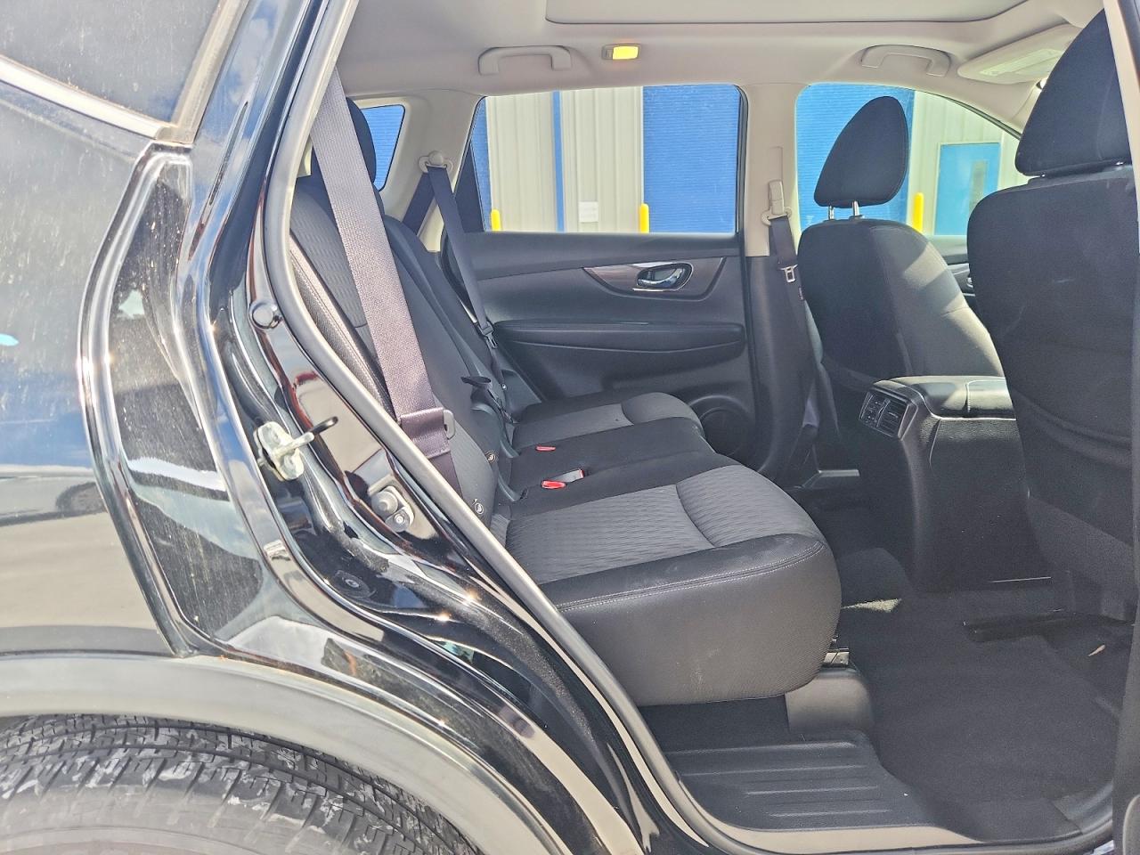 Nissan Rogue Sv