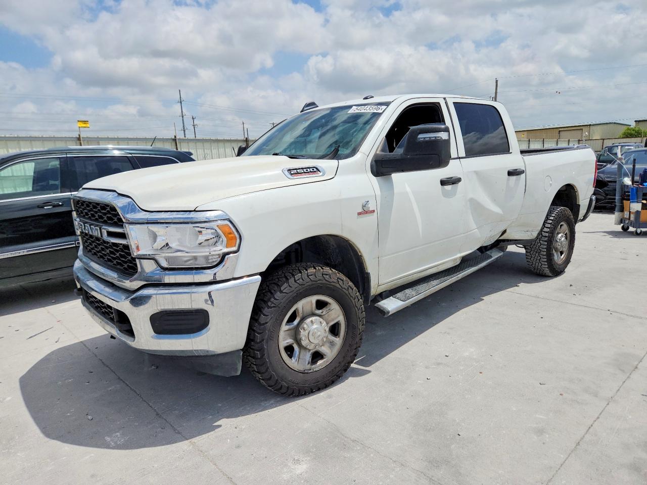 Salvage Ram 2500 Image