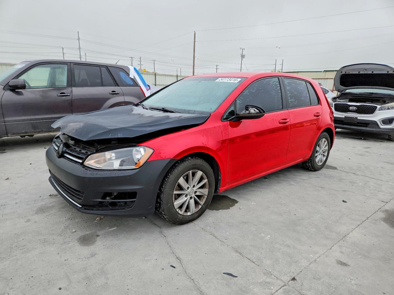 Salvage Volkswagen Golf Image