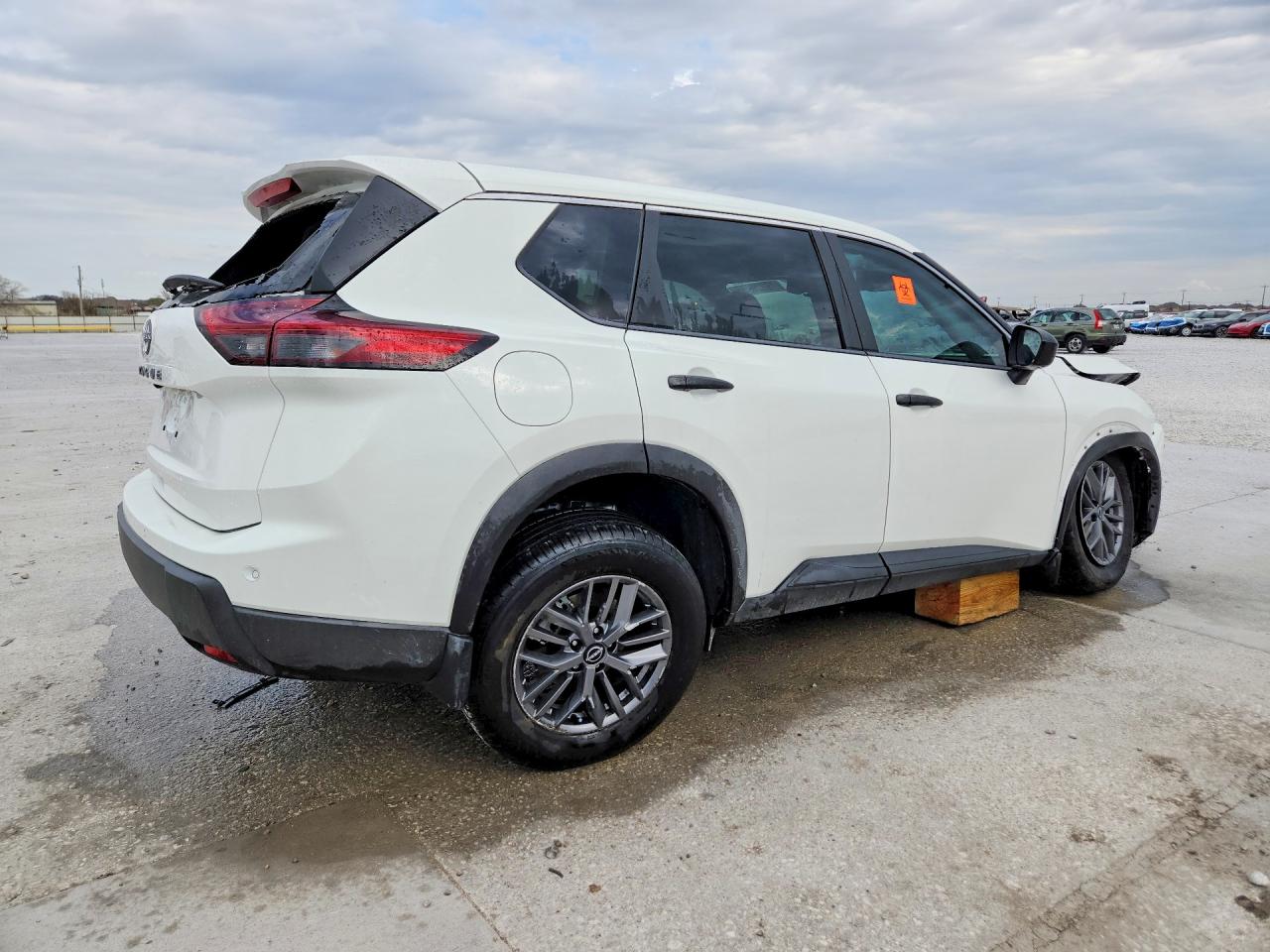 Nissan Rogue S