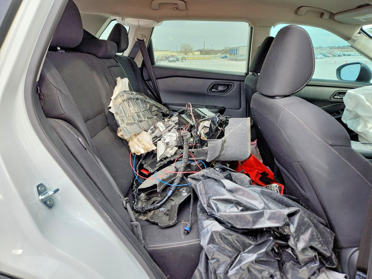 Nissan Rogue S