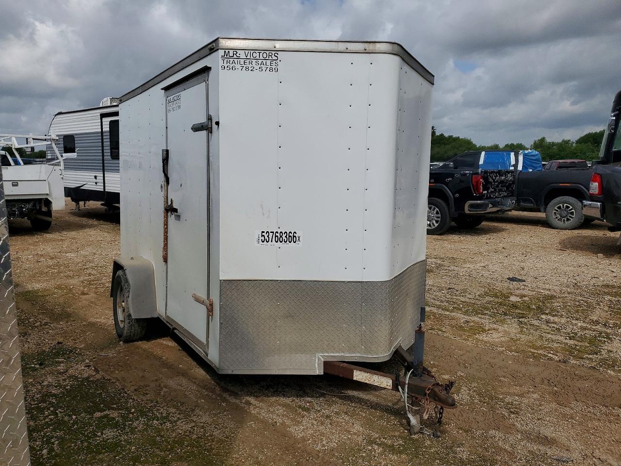 Salvage Lark Enclosed T Image