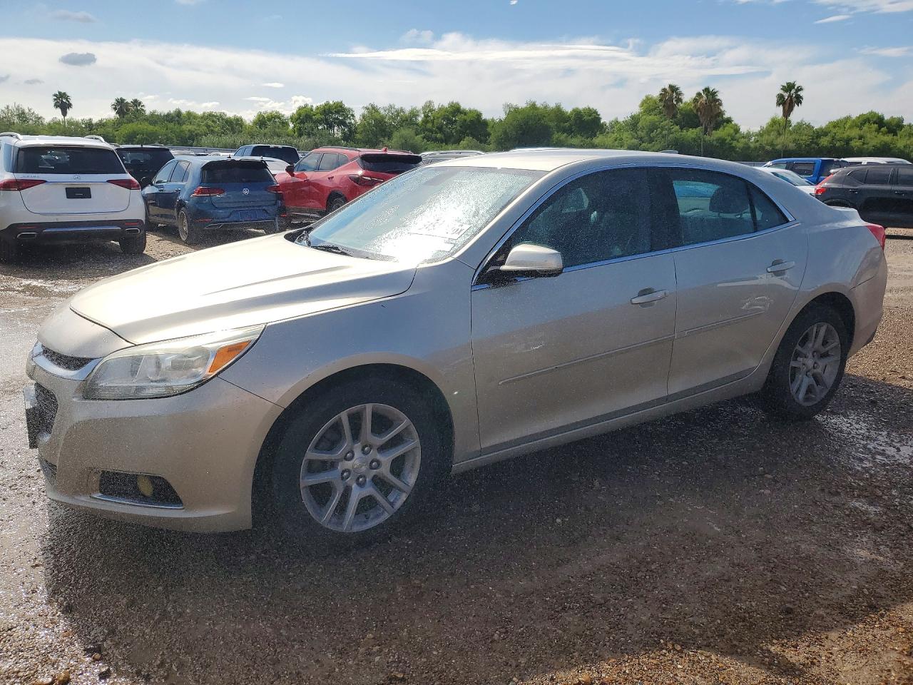 Salvage Chevrolet Malibu Image