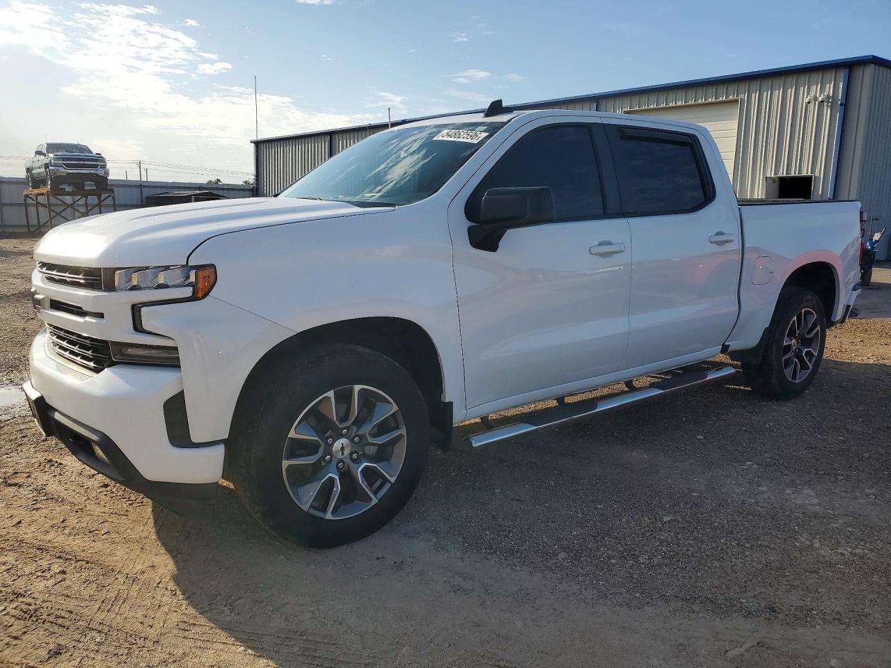 Salvage Chevrolet Silverado Image