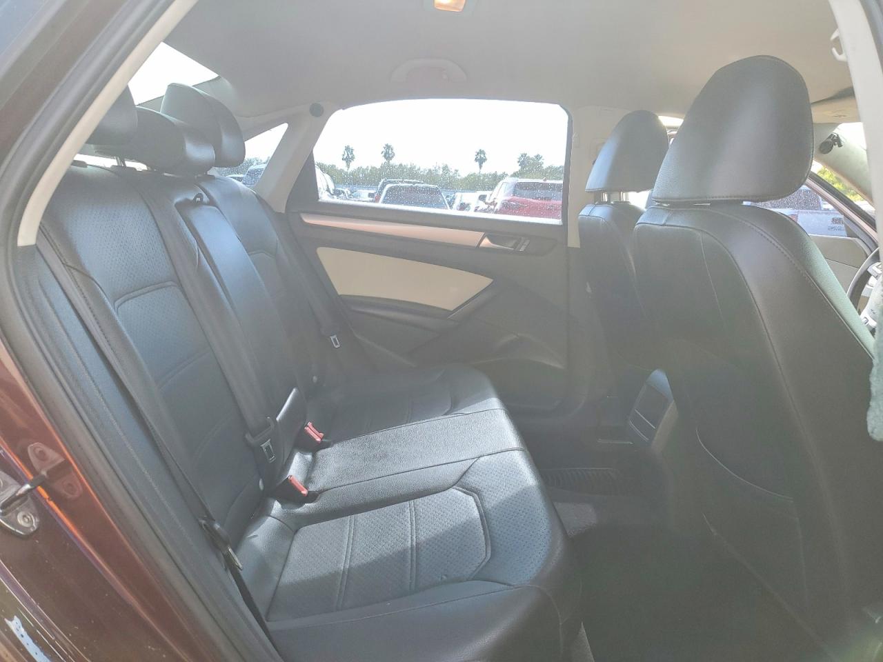 Volkswagen Passat S