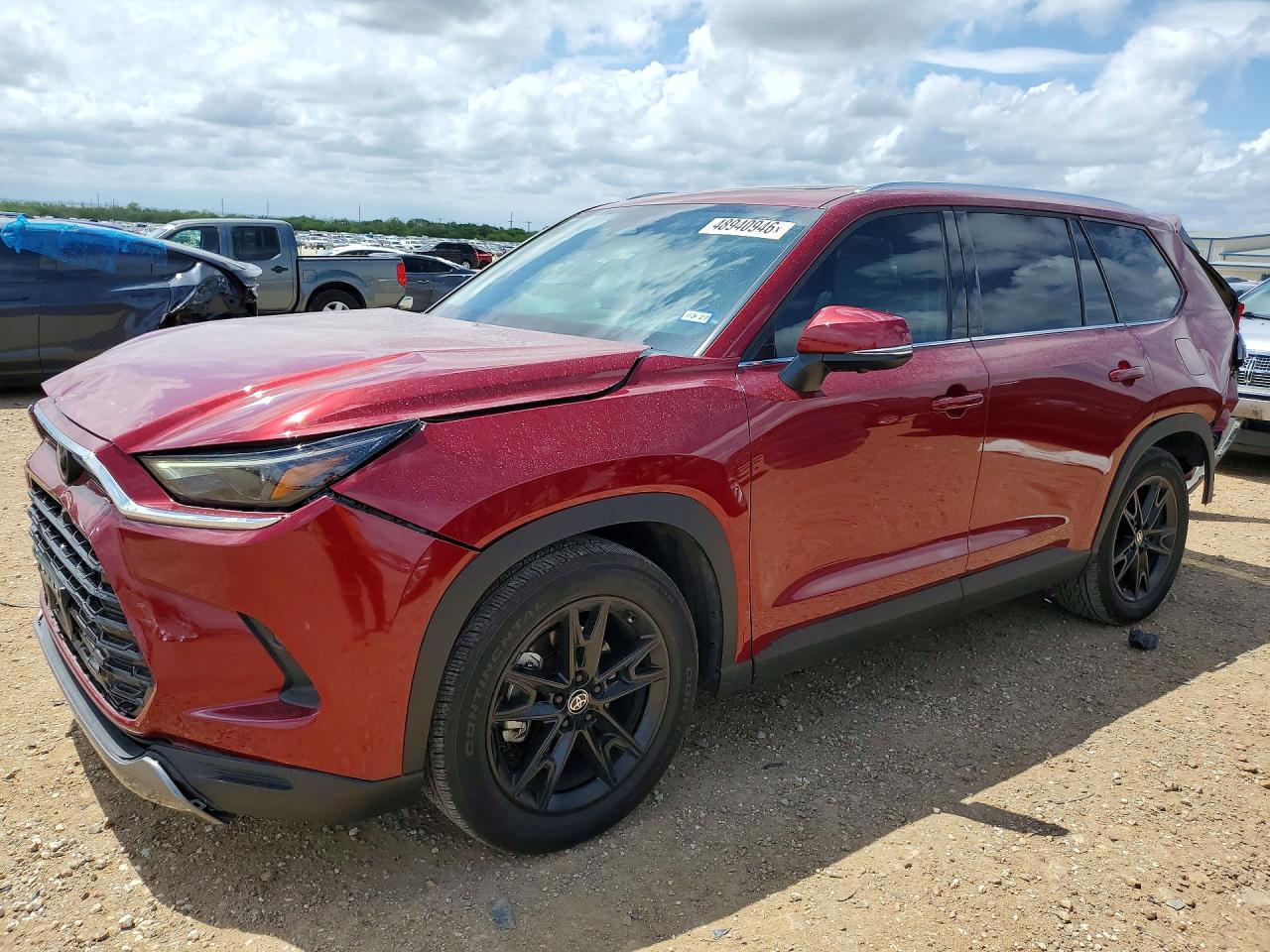 Salvage Toyota Grand Highlander Image