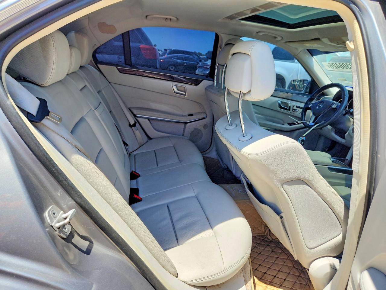 Mercedes-Benz E-Class 350