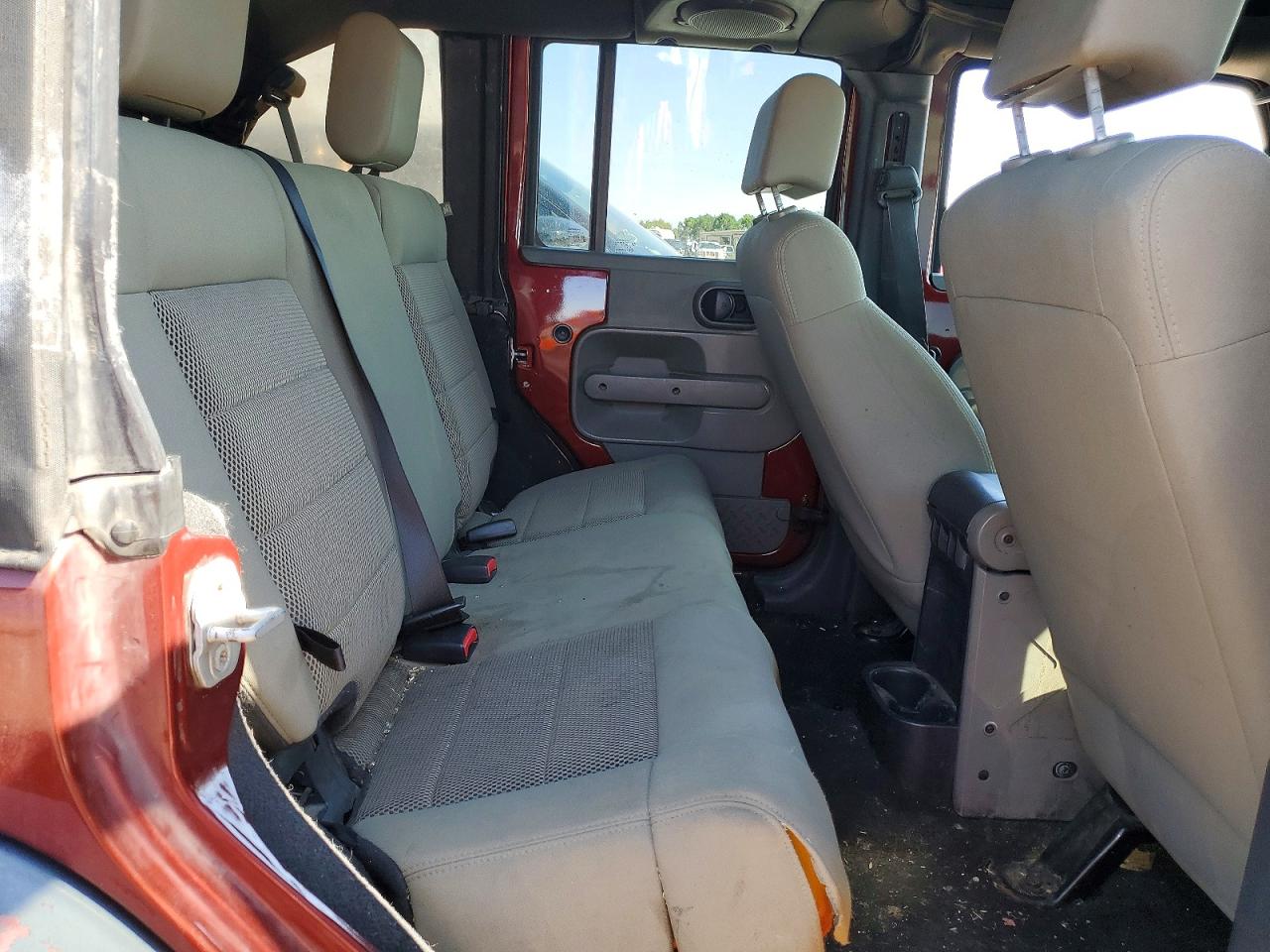 Jeep Wrangler Sahara