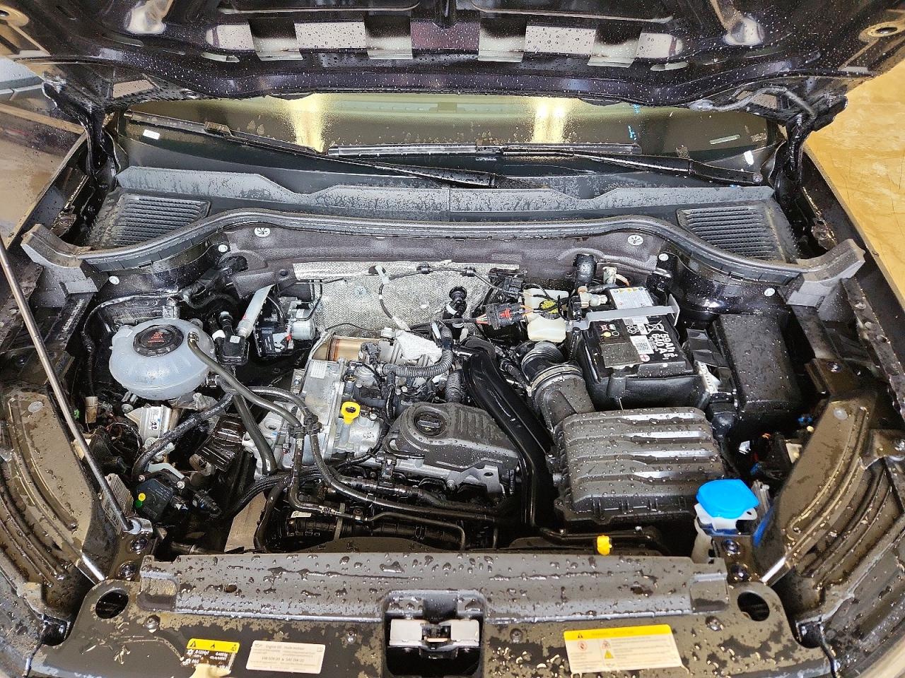 Volkswagen Taos S