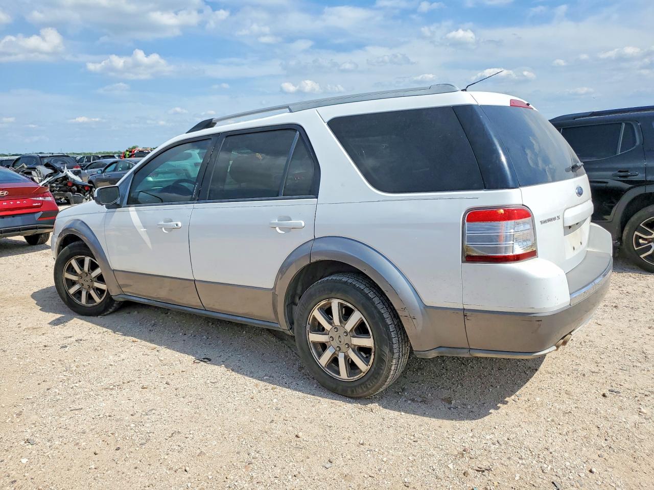 Ford Taurus Sel
