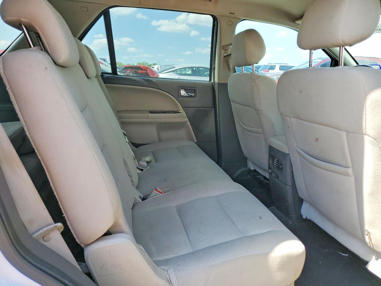 Ford Taurus Sel