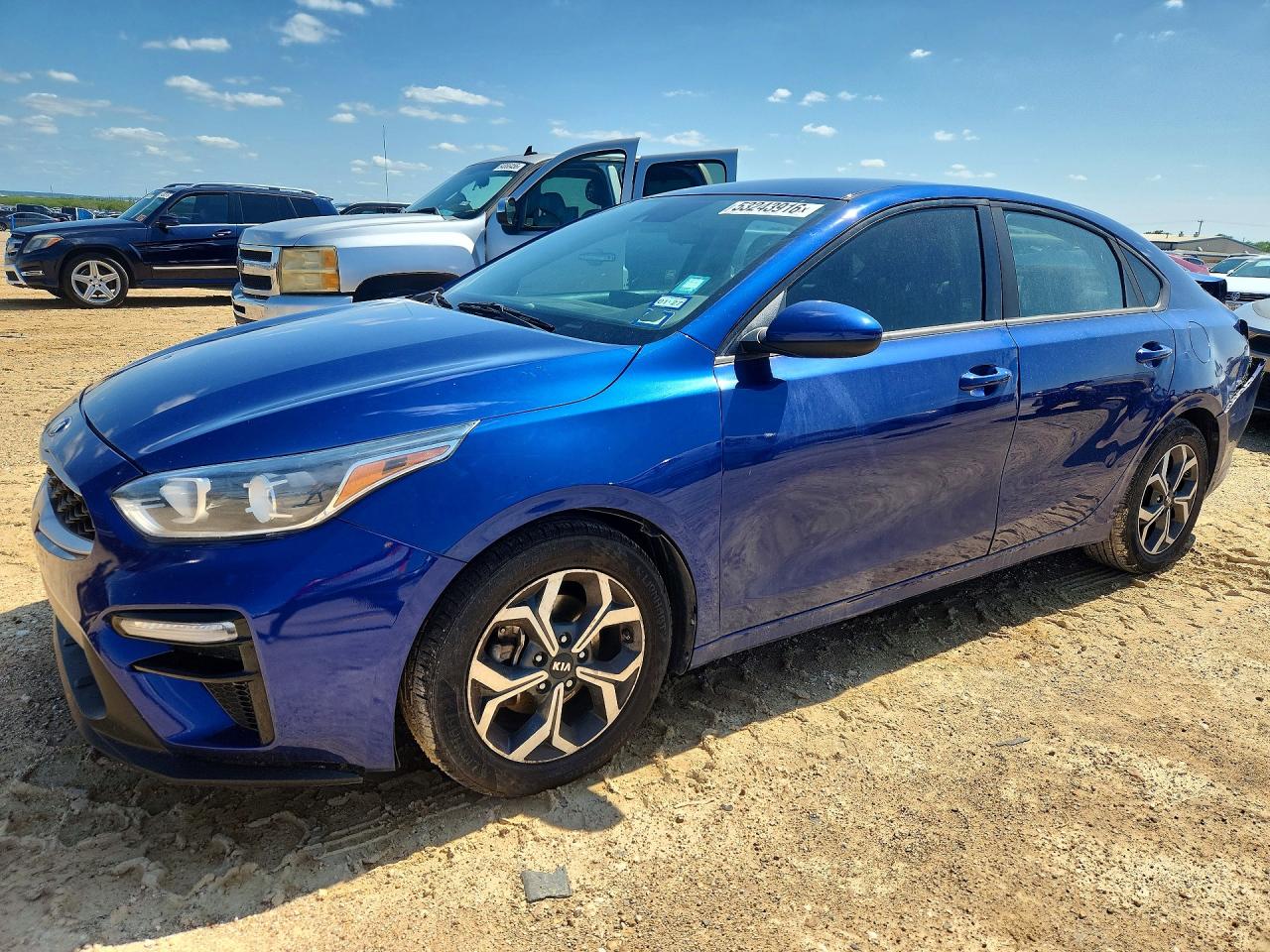 Salvage Kia Forte Image