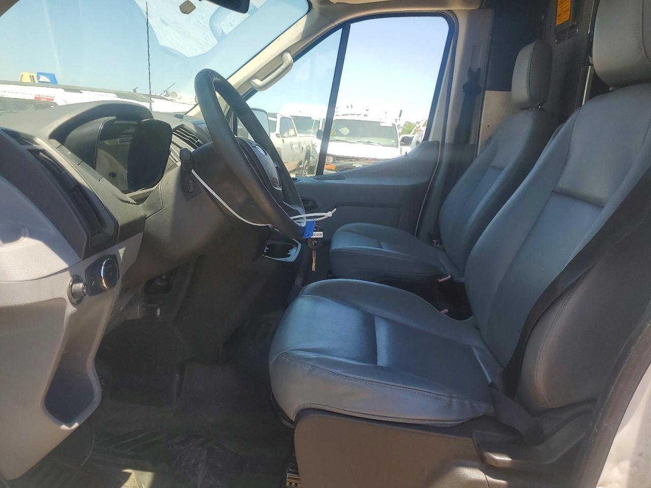 Ford Transit T-150