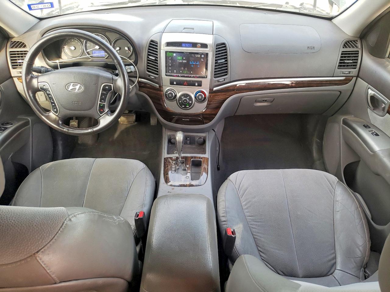 Hyundai SANTA FE Se