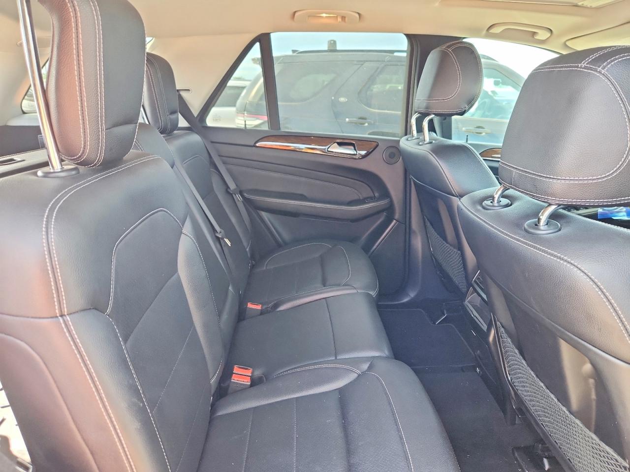 Mercedes-Benz M-Class 350 4matic