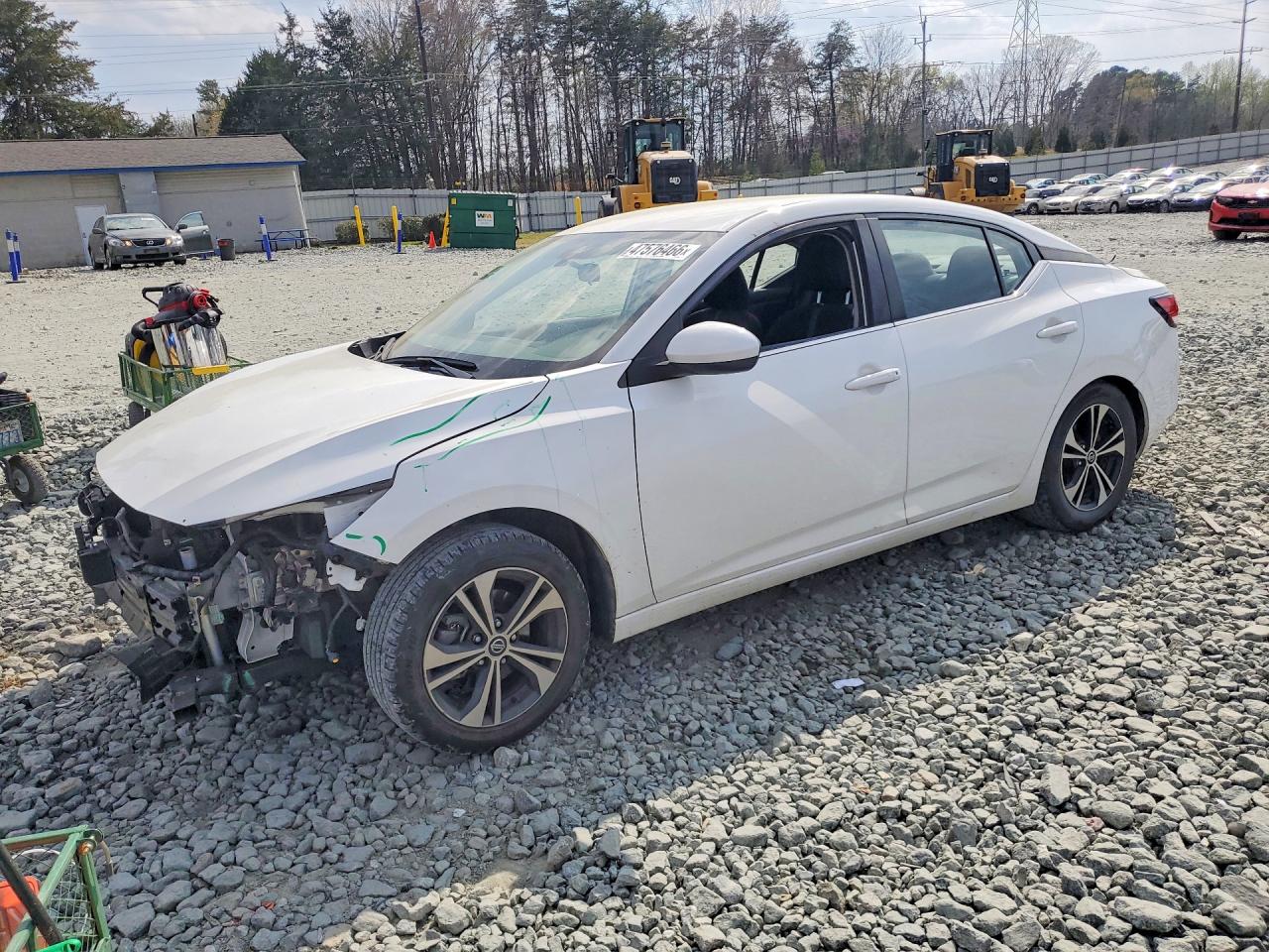 Salvage Nissan Sentra Image