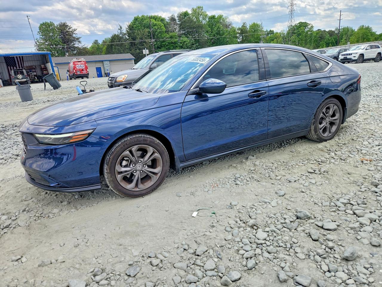 Salvage Honda Accord Image