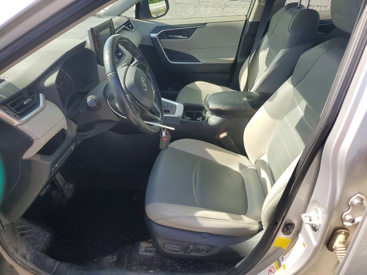 Toyota RAV4 Xle Premium
