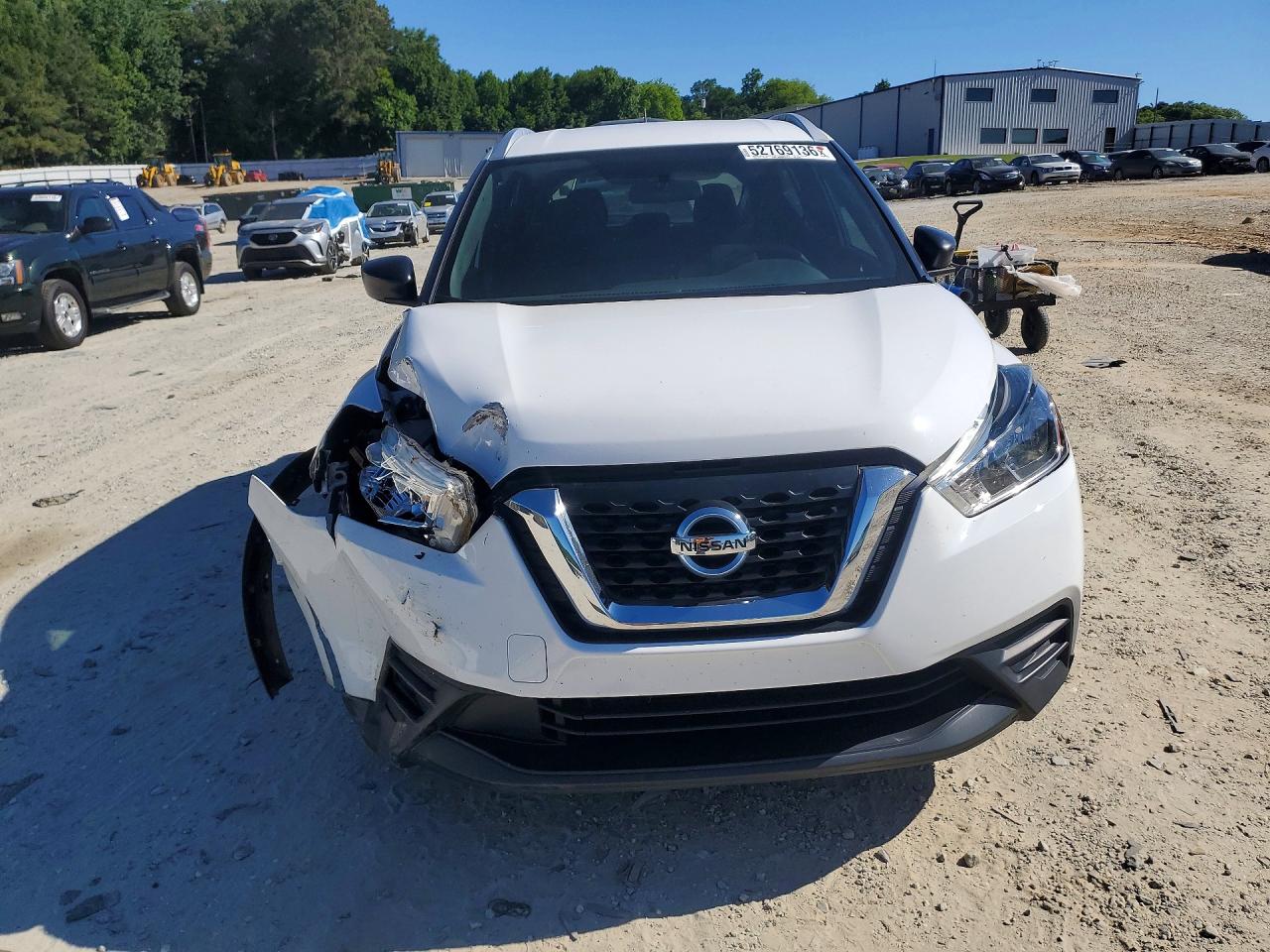Nissan Kicks S