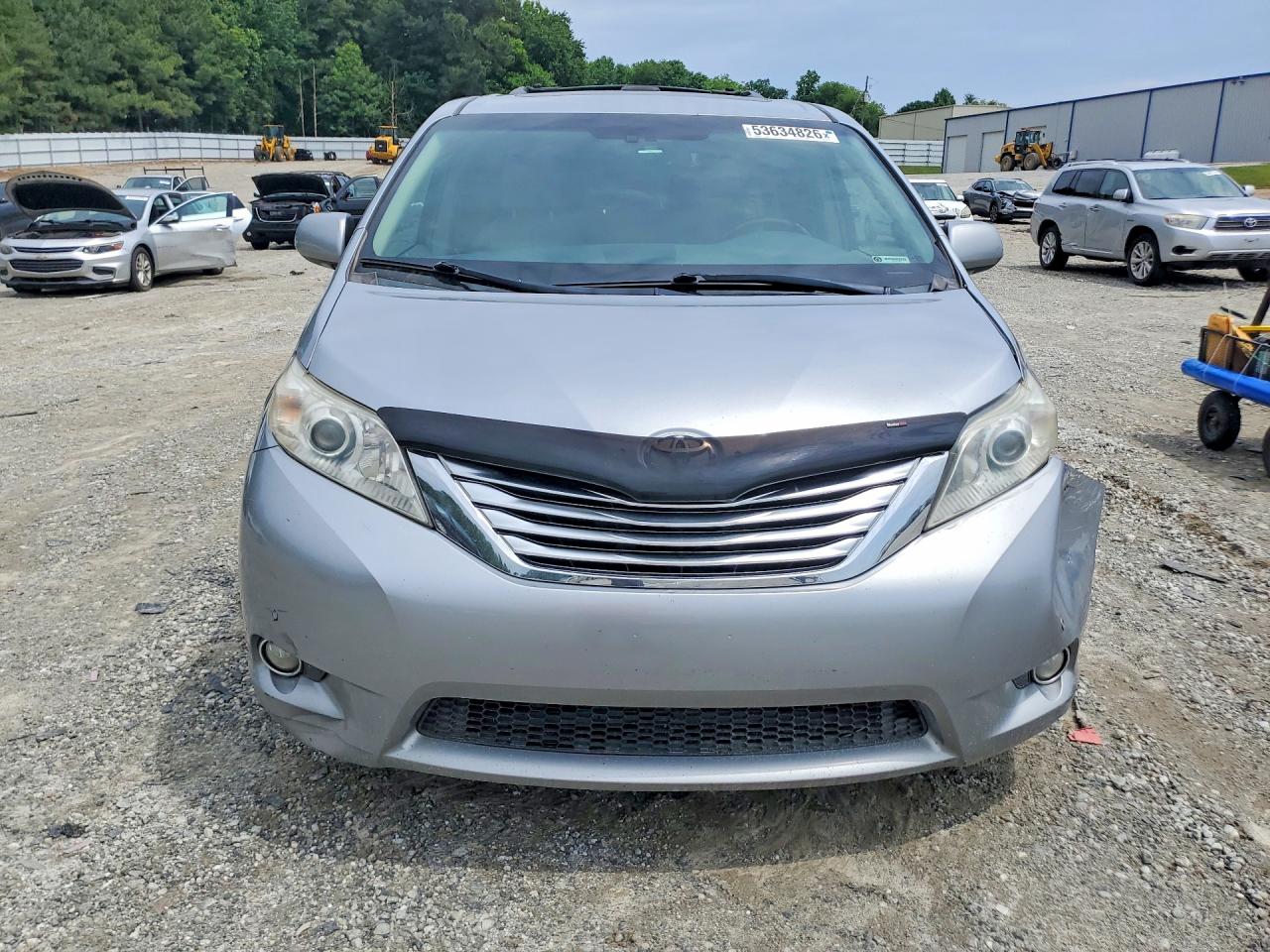 Toyota Sienna Limited 7-passenger