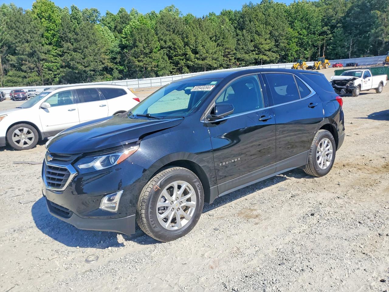 Salvage Chevrolet Equinox Image